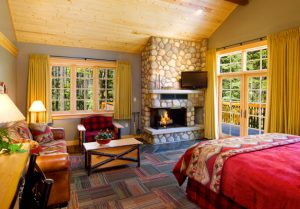 Deluxe Bedroom Suite at Alpine Village Jasper