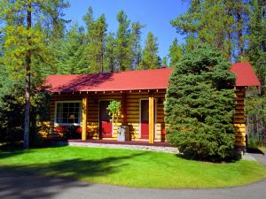 Exterior of heritage sleeping cabin at alpine village jasper